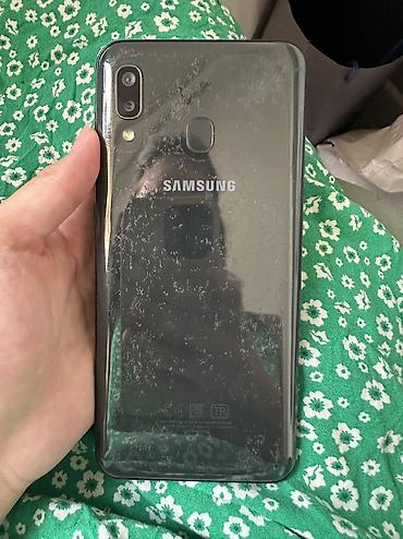 samsung c20: Samsung Galaxy A20, Б/у, 32 ГБ, цвет - Черный — 2