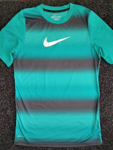 kompleti sorc i majica: Men's T-shirt Nike, S (EU 36), bоја - Tirkizna