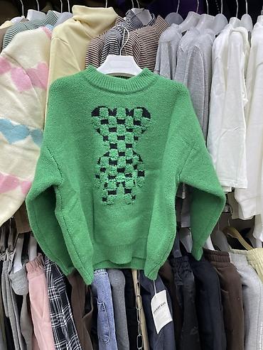 Другие детские вещи: Детская одежда номер для связи 1) Зеленый свитер с высоким — 54