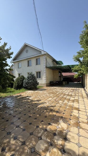 ищу дом на иссык куле: Дом, 240 м², 8 комнат, Собственник, Евроремонт