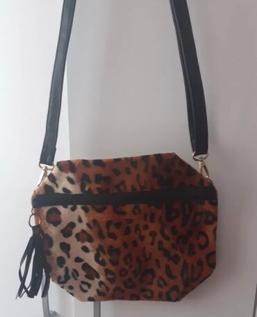 klompe sa vazdusnim djonom cena: Shoulder bag
