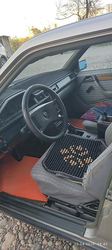 mersedes e class: Mercedes-Benz W124: 1988 г., 2.5 л, Механика, Дизель, Седан — 5