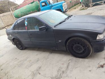 BMW: BMW 316: 1.6 l | 1995 il Sedan — 6