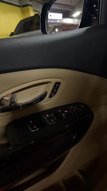 дизель автомат: Kia Carnival: 2019 г., 2.2 л, Автомат, Дизель, Минивэн — 5