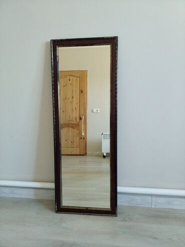 зеркала в ванную: Зеркало в отличном состоянии