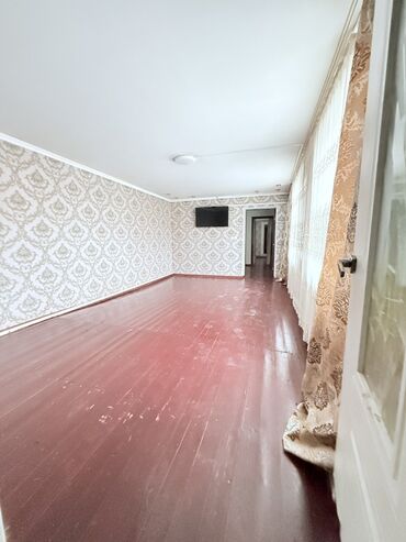 Продажа домов: Дом, 120 м², 5 комнат, Собственник, Косметический ремонт at lalafo.kg — 10 Продажа домов: Дом, 120 м², 5 комнат, Собственник, Косметический ремонт — 10