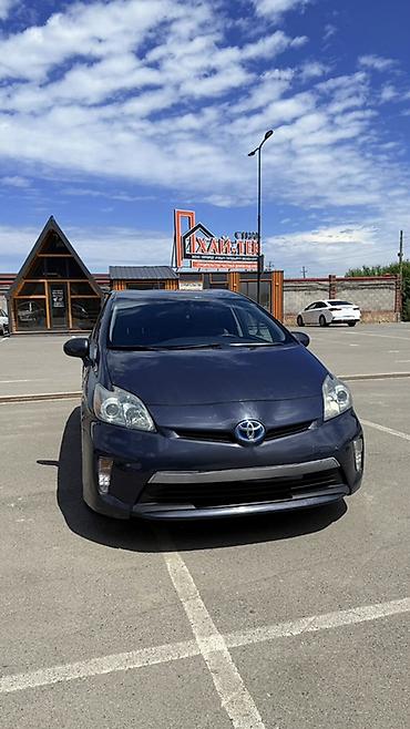 michelin pilot: Toyota Prius: 2013 г., 1.8 л, Вариатор, Гибрид, Хэтчбэк — 1