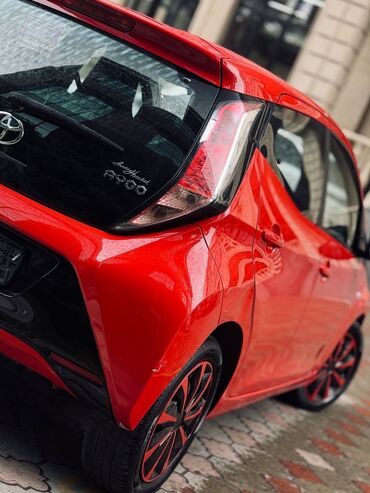 Toyota: Toyota Aygo: 2016 г., 0.1 л, Автомат, Бензин — 12