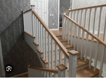 Деревянные лестницы: Стильная деревянная лестница, выполненная в классическом стиле — 25