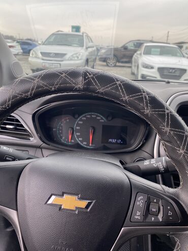 Chevrolet: Chevrolet Spark: 2016 г., 1 л, Автомат, Бензин — 6