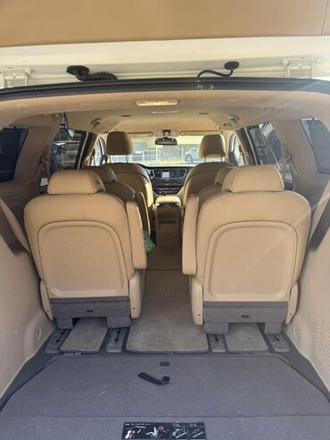 Kia: Kia Carnival: 2019 г., 2.2 л, Автомат, Дизель, Минивэн — 6