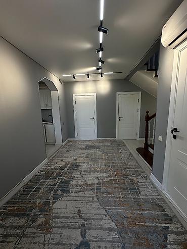 Продажа коттеджей и домов: 🏡 Продаётся стильный дом в жилмассиве Ак-Ордо! 📍 Локация: Ак-Ордо — 16