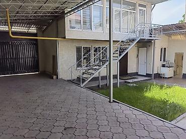 Продажа коттеджей и домов: Продается дом в районе Аламединского рынка, находится по адресу улица — 29