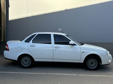 ВАЗ (ЛАДА): ВАЗ (ЛАДА) Priora: 2017 г., 1.6 л, Механика, Бензин, Седан — 8