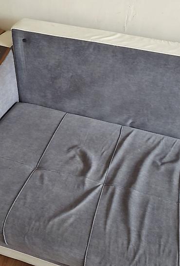 sofa: Б/У диван, на фото всё видно, без торга, окончат.цена - Габариты в — 7