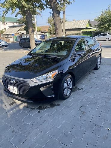 hybrid: Hyundai Ioniq: 2019 г., 1.6 л, Робот, Гибрид, Хэтчбэк — 2