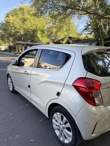 москвич автомобиль: Chevrolet Spark: 2017 г., 1 л, Автомат, Бензин, Хэтчбэк — 6