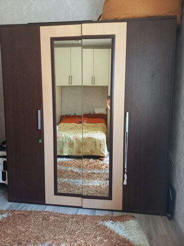 işlenmiş şkaf: Yaxşı vəziyyətdə heç bir problemi yoxdu