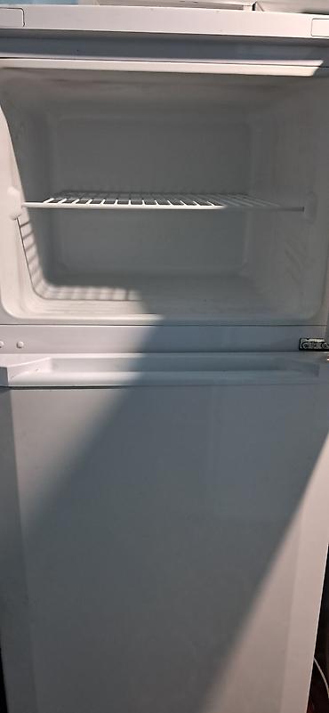 мини холодильник beko: Холодильник BEKO, двухкамерный, классический белый цвет. Верхняя — 3