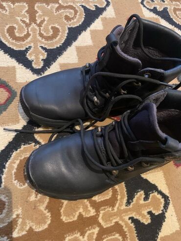 купить теплую зимнюю мужскую обувь: Теплые ботинкиуни 36 размер, отличного качества