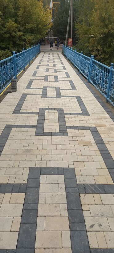 Каменщики, кладчики: Каменщик. 3-5 лет опыта — 18