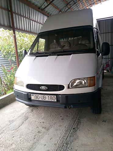 235 65 16: Ford Transit uzun baza, yüksək tavanlı yük maşını - Marka/model: Ford — 1