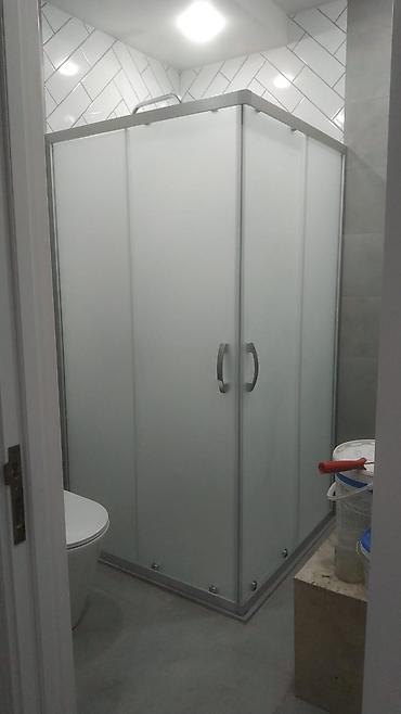 Duş kabinaları, arakəsmələr: Yeni Arakəsmə, Künc üçün, Ödənişli çatdırılma — 7