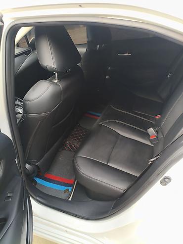 honda corolla: Toyota Corolla: 2019 г., 1.8 л, Вариатор, Гибрид, Седан — 5