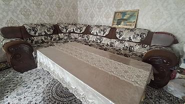 Дивандар: Бурчу бар диван, Жастыктар менен — 1