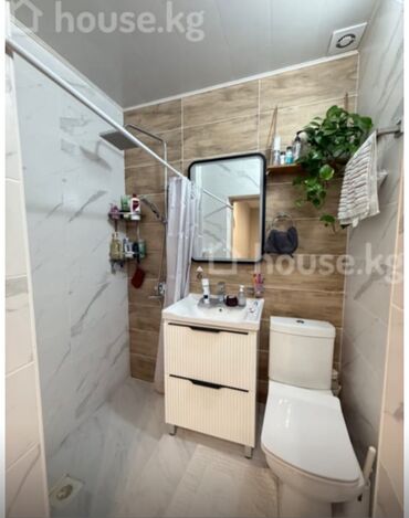 Долгосрочная аренда домов: 260 м², 8 комнат — 5