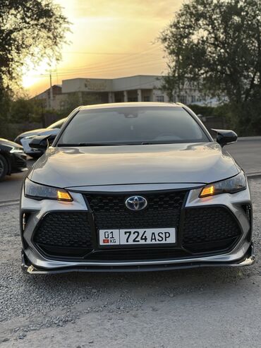 tayota runx: Toyota Avalon: 2018 г., 2.5 л, Вариатор, Гибрид, Седан