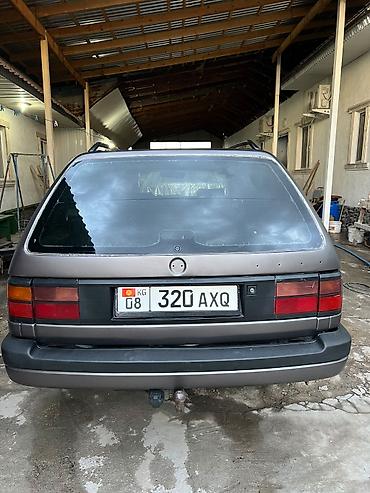211 рест: Volkswagen Passat Variant: 1993 г., 1.8 л, Механика, Бензин, Универсал — 6