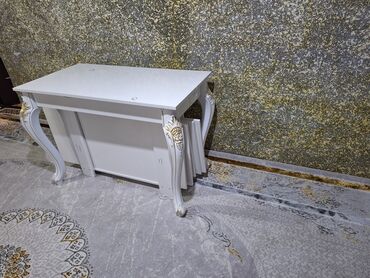 Столы для зала: Стол трансформер размер 1хорошего качества оптом и в розницу.От — 4