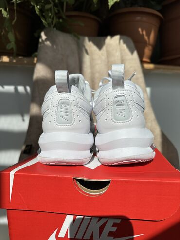 Women's Sneakers and athletic shoes: Nike, Ölçü: 37.5, rəng - Ağ, Yeni — 7