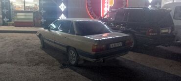 двигатель 102: Audi 100: 2 л, Механика, Бензин