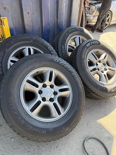 Литые Диски R 17 Lexus, Комплект, отверстий - 6, Б/у at lalafo.kg Литые Диски R 17 Lexus, Комплект, отверстий - 6, Б/у