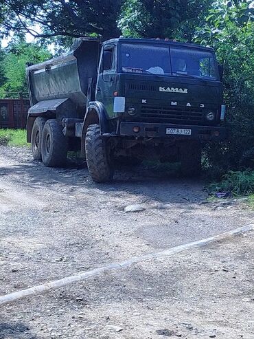 Yük maşınları: KAMAZ 6x6 dump truck – ağır işlər üçün etibarlı və güclü maşın
