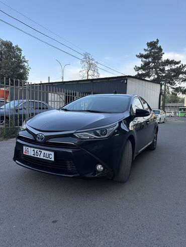 зарядное устройство для электромобиля: Toyota Corolla: 2021 г., 1.8 л, Автомат, Электромобиль, Седан