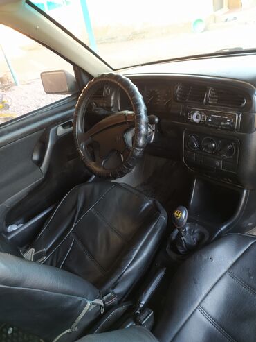 волсваген вента: Volkswagen Vento: 1.8 л | 1993 г. | Седан