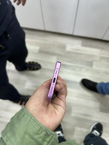 iphone 16 e4: IPhone 16, 128 GB, Çəhrayı, Barmaq izi, Face ID, Simsiz şarj — 5