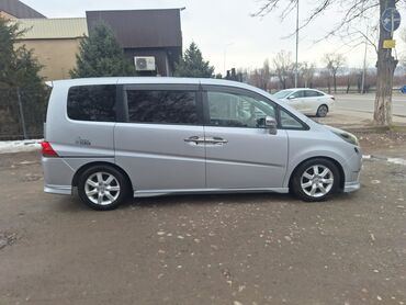 купить в бишкеке машину: Honda Stepwgn: 2005 г., 2 л, Автомат, Газ, Минивэн