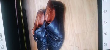 Women's Sneakers and athletic shoes: Кроссы 39./5 — 11