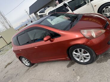 Honda: Honda Fit: 2001 г., 1.3 л, Вариатор, Бензин, Хэтчбэк