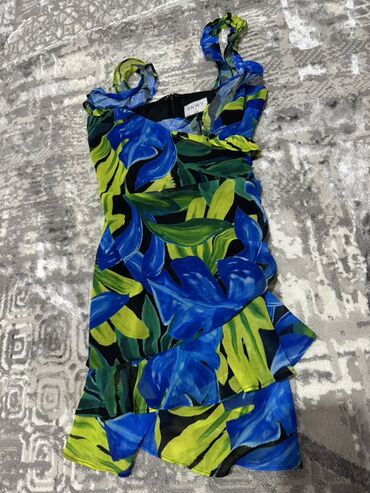 Брючные костюмы: Набор женской одежды в классическом стиле (4 предмета): 1) Черная — 8