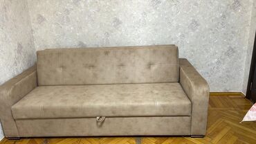 Komodlar: Di̇van-kravat, Divan, Açılan