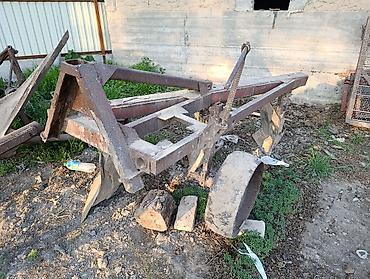 Тракторы МТЗ (Беларус): Продаю МТЗ 80 в хорошем рабочем состоянии в комплекте плуг. КПИ 2.4 — 12