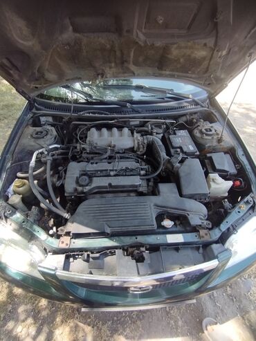 Mazda: Mazda 323: 2001 г., 1.6 л, Механика, Бензин