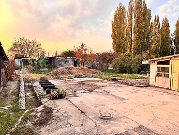 Продажа коттеджей и домов: Кирпичный 3х комнатный дом, участок 8 соток. Гараж/бокс капитального — 29