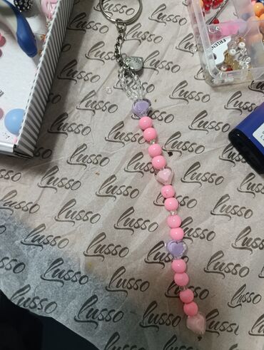 Privesci za nakit: Set prijateljskih priveza za ključeve – 2 komada. - Dizajn: metalni — 9