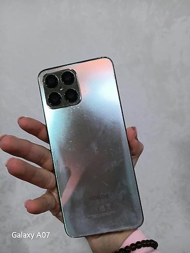 honor 9c: Honor X8, 128 GB, rəng - Gümüşü, Barmaq izi — 2